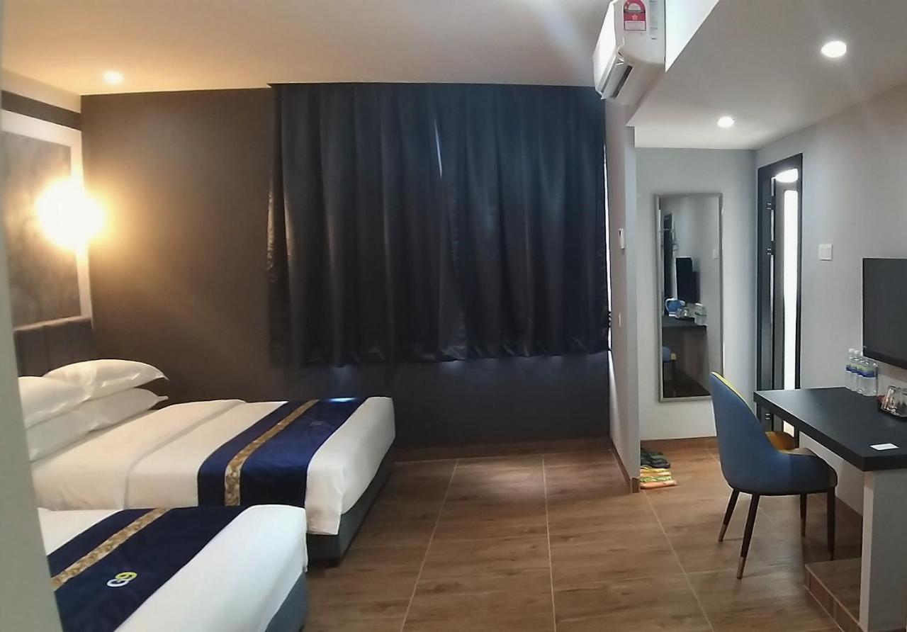 Good 9 Hotel - Cahaya Kota Puteri Pasir Gudang Esterno foto