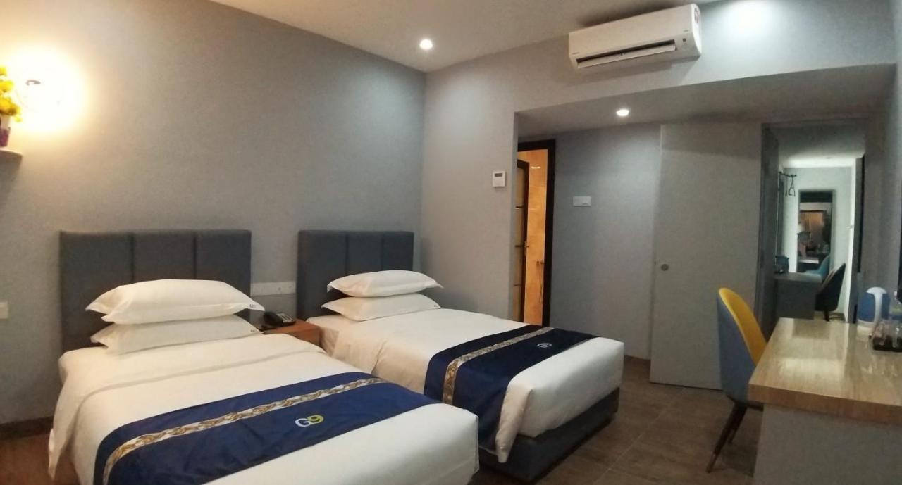 Good 9 Hotel - Cahaya Kota Puteri Pasir Gudang Esterno foto