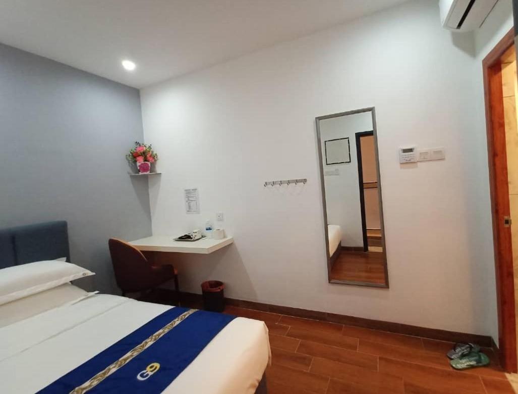 Good 9 Hotel - Cahaya Kota Puteri Pasir Gudang Esterno foto