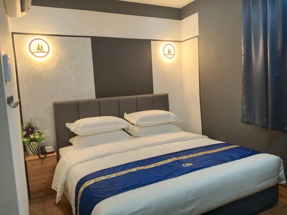 Good 9 Hotel - Cahaya Kota Puteri Pasir Gudang Esterno foto